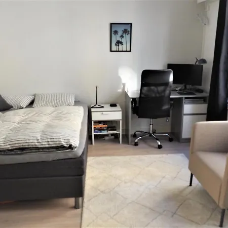 Great Apartment With Balcony Overlooking Bergen * برغن