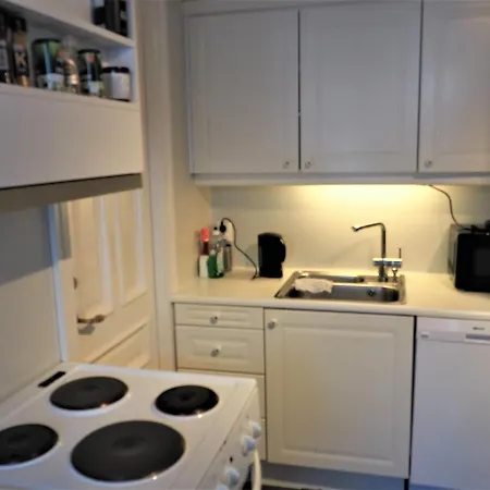 Great Apartment With Balcony Overlooking Bergen * برغن